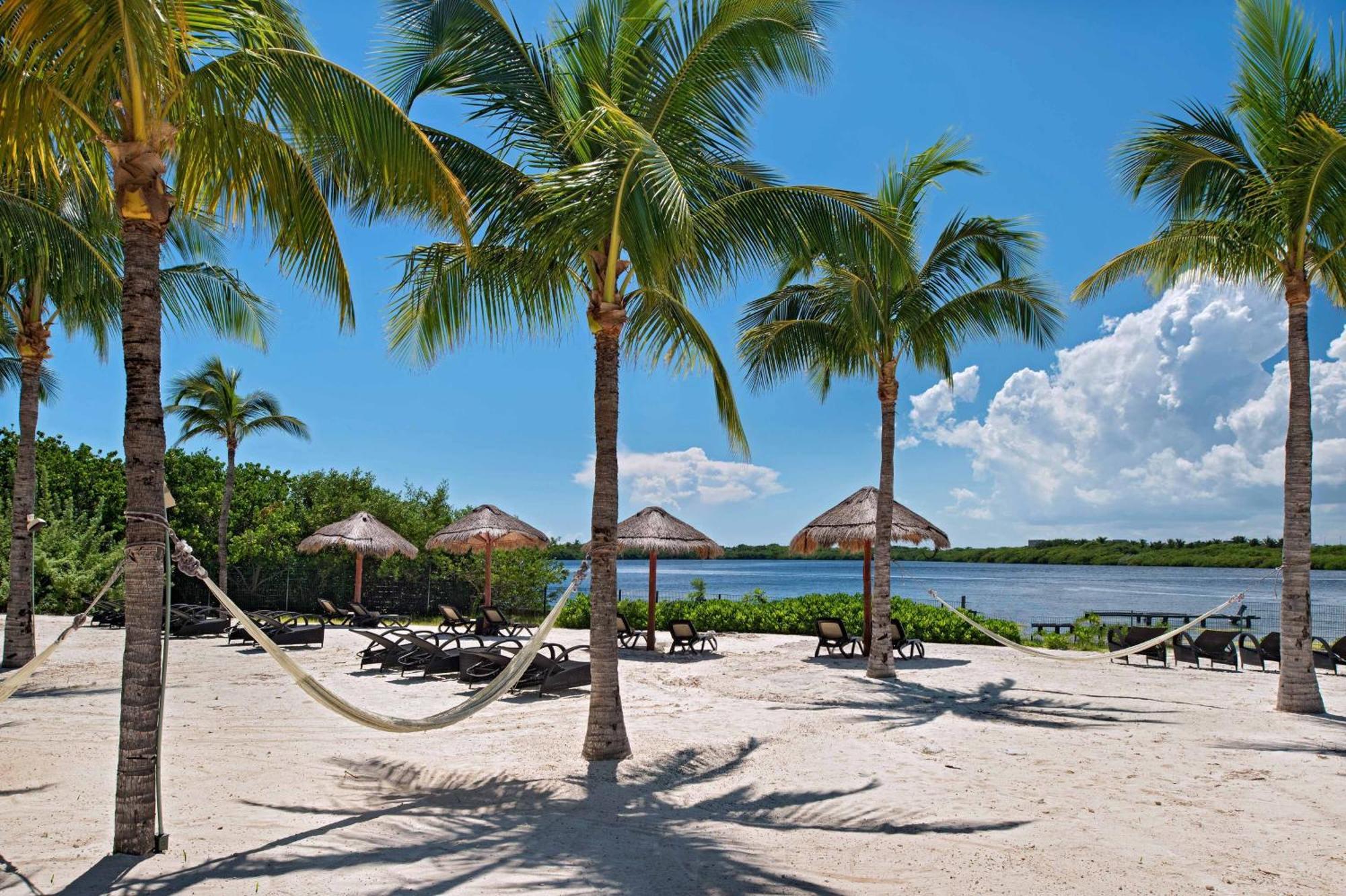 The Westin Cancun Resort Villas & Spa Bagian luar foto