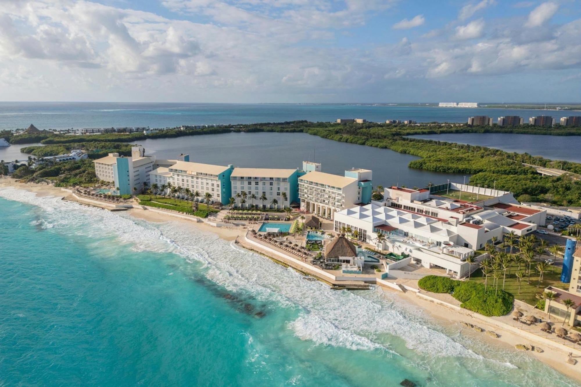 The Westin Cancun Resort Villas & Spa Bagian luar foto